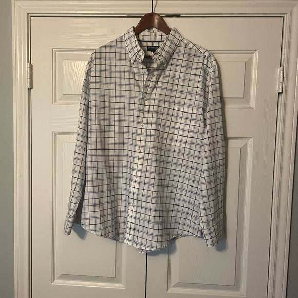 St. John’s Bay Dress Shirt - Picture 1 of 4